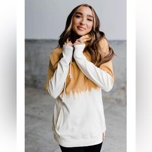 Women’s Ampersand Ave
Double Hood
Sweatshirt - Dip Dye
Mustard Size Large